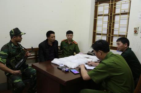 Tấn công trấn áp tội phạm ma túy trên tuyến biên giới Việt-Trung