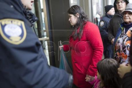 Người di cư vào Mỹ giảm mạnh dù Tổng thống D.Trump bỏ lệnh cấm