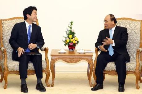 Thủ tướng Nguyễn Xuân Phúc tiếp Cố vấn đặc biệt của Thủ tướng Nhật Bản