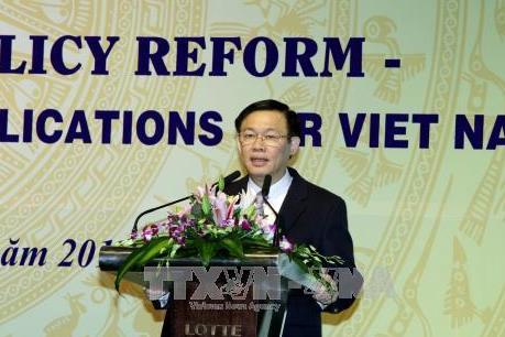 Nên có hệ thống lương chung và dùng phụ cấp để ưu đãi đối tượng đặc thù