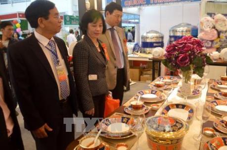 450 gian hàng tham gia hội chợ hàng Việt và nông sản an toàn thực phẩm Đà Nẵng 2017