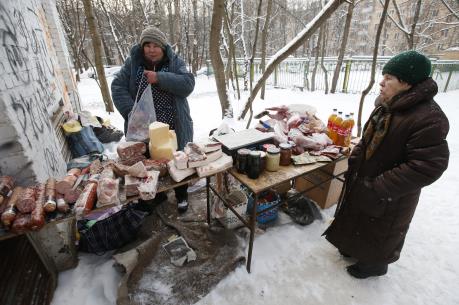 Kinh tế Nga tiếp tục hứng chịu lệnh trừng phạt từ EU