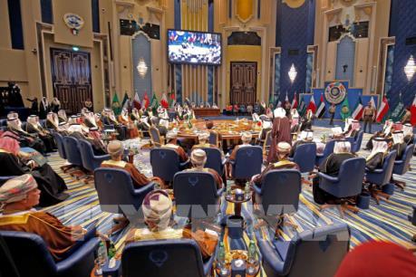 Căng thẳng vùng Vịnh phủ bóng đen lên cục diện khu vực và thị trường dầu mỏ