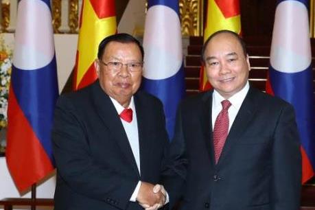 Thủ tướng Nguyễn Xuân Phúc hội kiến Tổng Bí thư, Chủ tịch nước Lào
