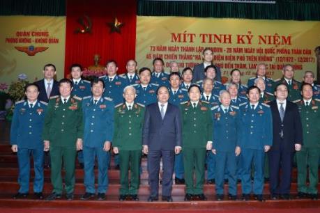 Thủ tướng Nguyễn Xuân Phúc dự Lễ kỷ niệm 45 năm Chiến thắng "Điện Biên Phủ trên không”