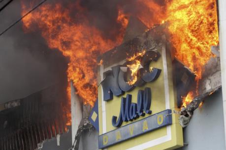 Không còn ai sống sót trong vụ cháy trung tâm thương mại ở Philippines