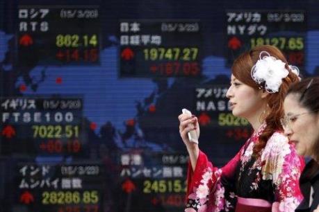 Chứng khoán châu Á đi lên, Hang Seng tăng điểm 14 phiên liên tiếp