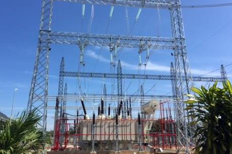 Hoàn thành Lắp máy biến áp thứ 2 tại trạm Tây Ninh