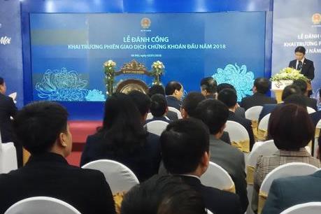 Khai trương phiên giao dịch đầu tiên thị trường chứng khoán Việt Nam năm 2018