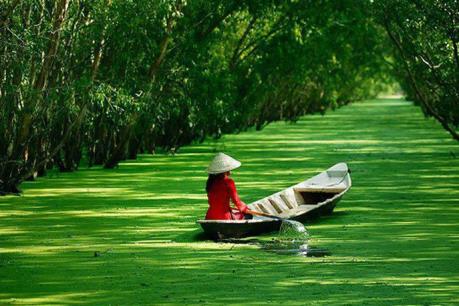 Phát triển du lịch bền vững từ góc độ đa ngành và đa chiều