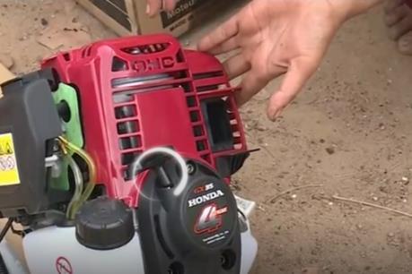 Ninh Thuận khởi tố chủ tịch và kế toán tráo máy nông cụ phát cho dân nghèo