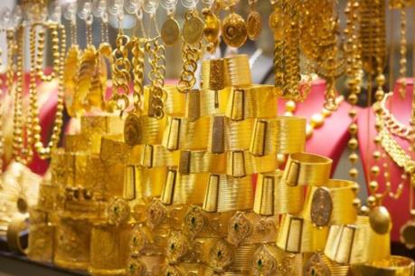 Cập nhật giá vàng hôm nay 8/1: Đà giảm vẫn chưa dừng