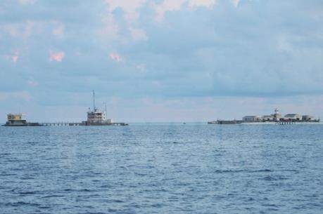 Thăm, tặng quà Tết cán bộ, chiến sĩ trên quần đảo Trường Sa