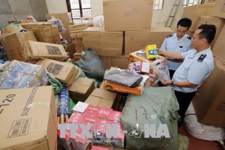 Giáp tết, hàng giả, hàng nhái được mùa "nở rộ"