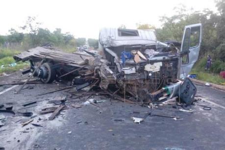 Tai nạn giao thông liên hoàn làm hàng chục người thương vong