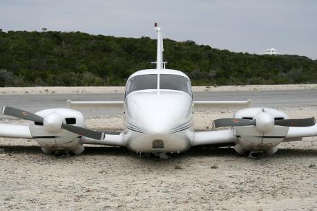 Rơi máy bay làm ít nhất 6 người thiệt mạng