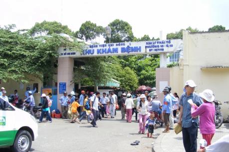 Một bệnh nhi suy đa cơ quan nghi do uống trà sữa