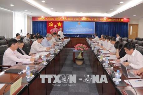 Đoàn giám sát của Quốc hội làm việc tại Bình Dương về cổ phần hóa DNNN