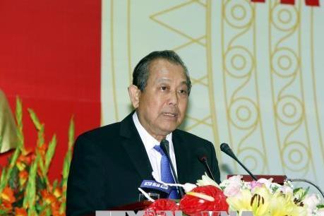 Giám sát việc chấp hành pháp luật, vấn đề tiền lương, làm thêm giờ của người lao động