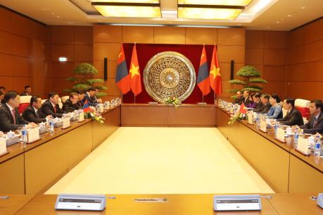 Chủ tịch Quốc hội Nguyễn Thị Kim Ngân hội đàm với Chủ tịch Quốc hội Mông Cổ