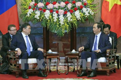 Chủ tịch nước Trần Đại Quang tiếp Chủ tịch Quốc hội Mông Cổ
