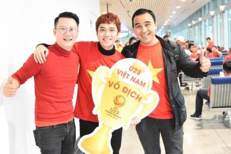 Sao Việt nô nức đi cổ vũ cho đội tuyển U23 Việt Nam