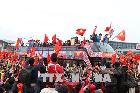  Đội tuyển U23 Việt Nam về nước trong sự đón tiếp nồng hậu 