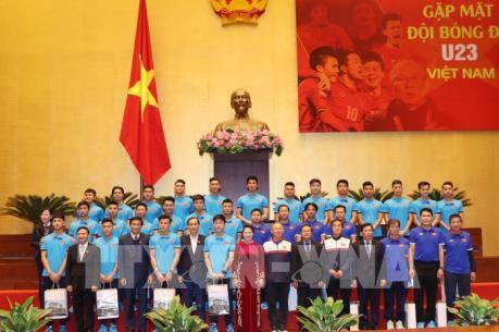 Chủ tịch Quốc hội Nguyễn Thị Kim Ngân gặp mặt đội tuyển bóng đá U23 Việt Nam