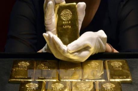 Giá vàng thế giới đi xuống