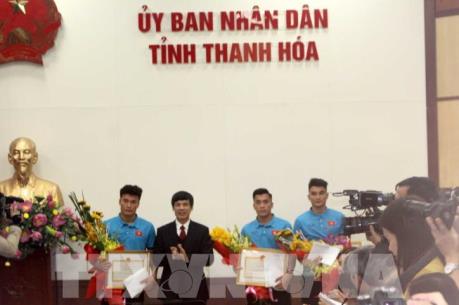 Thanh Hóa tặng bằng khen và tiền thưởng cho ba cầu thủ U23