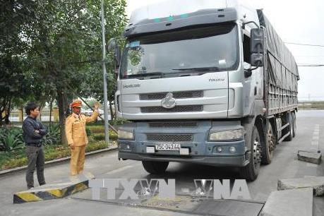 Một tháng, xử phạt trên 32.000 trường hợp vi phạm giao thông trên tuyến quốc lộ 1A