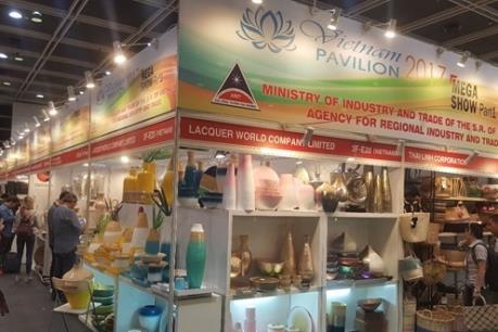 Hong Kong (Trung Quốc) là cầu nối đưa hàng Việt ra thế giới