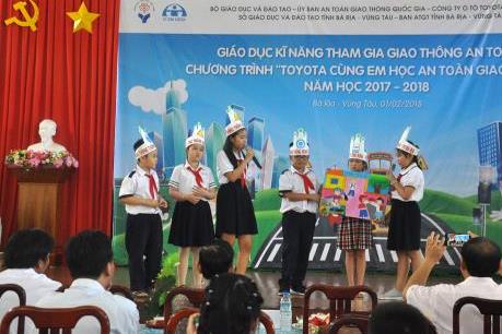 Toyota tiếp tục khởi động chương trình cùng em học an toàn giao thông 