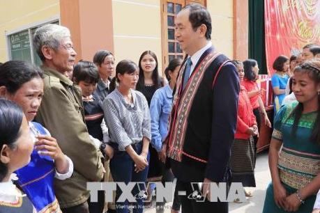 Chủ tịch nước Trần Đại Quang thăm chúc Tết tại tỉnh Kon Tum