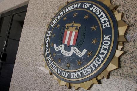 Cuộc "đấu trí" gay cấn giữa FBI và Nhà Trắng