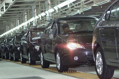 Malaysia không bỏ rơi nhà sản xuất ô tô Proton