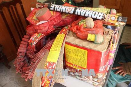 Bắt giữ nhiều vụ vận chuyển, buôn bán trái phép pháo nổ