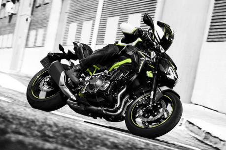 Triệu hồi 225 mô tô Kawasaki ZR900 ABS tại Việt Nam
