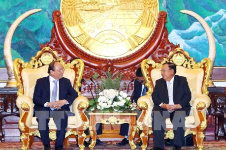Thủ tướng Nguyễn Xuân Phúc hội kiến lãnh đạo cấp cao Đảng, Nhà nước Lào