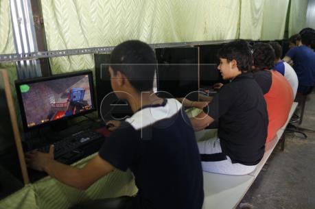 LHQ kêu gọi bảo vệ trẻ em trước những mối đe dọa từ Internet