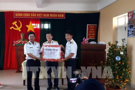 Tết đến sớm với quần đảo Trường Sa