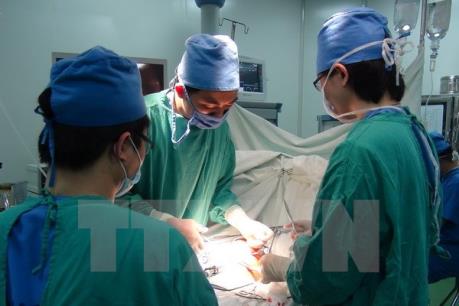 Cứu sống bệnh nhi bị dị tật bẩm sinh, tắc tá tràng hiếm gặp