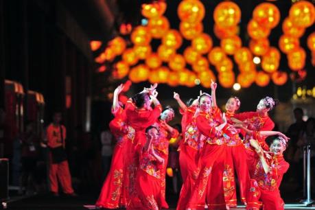 Rộn ràng Lễ hội mùa Xuân trong dịp Tết Âm lịch tại Singapore