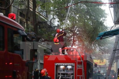 Cháy lớn tại Công ty bảo hiểm Pjico Bình Dương