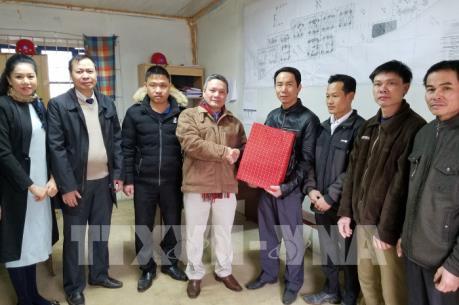 Ấm áp hương vị Tết cổ truyền đến công nhân Việt Nam tại Algeria