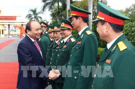 Thủ tướng Nguyễn Xuân Phúc làm việc tại Quân khu 5