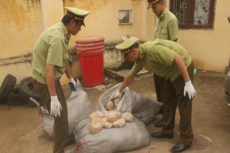 Bắt tay tẩy chay hàng lậu
