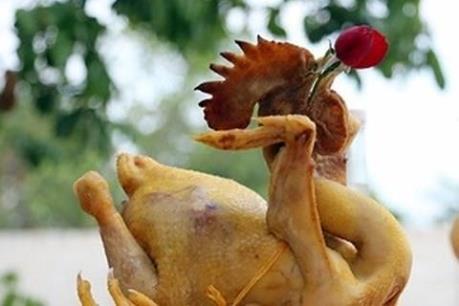 Cách chọn, luộc gà cúng Giao thừa đẹp mắt