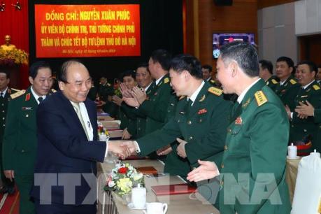 Thủ tướng thăm, kiểm tra công tác sẵn sàng chiến đấu tại Bộ Tư lệnh Thủ đô Hà Nội