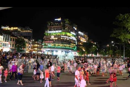 Không tổ chức không gian đi bộ khu vực hồ Hoàn Kiếm và khu phố cổ Hà Nội